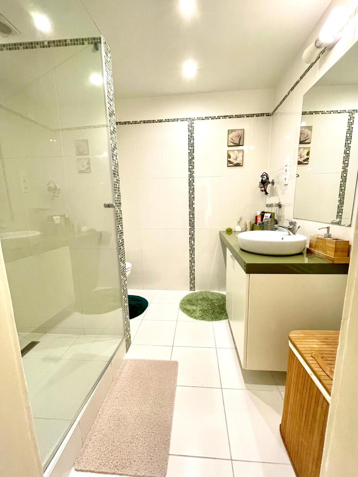 בודפשט Green Pearl Apartment At St Stephen' S Basilica מראה חיצוני תמונה