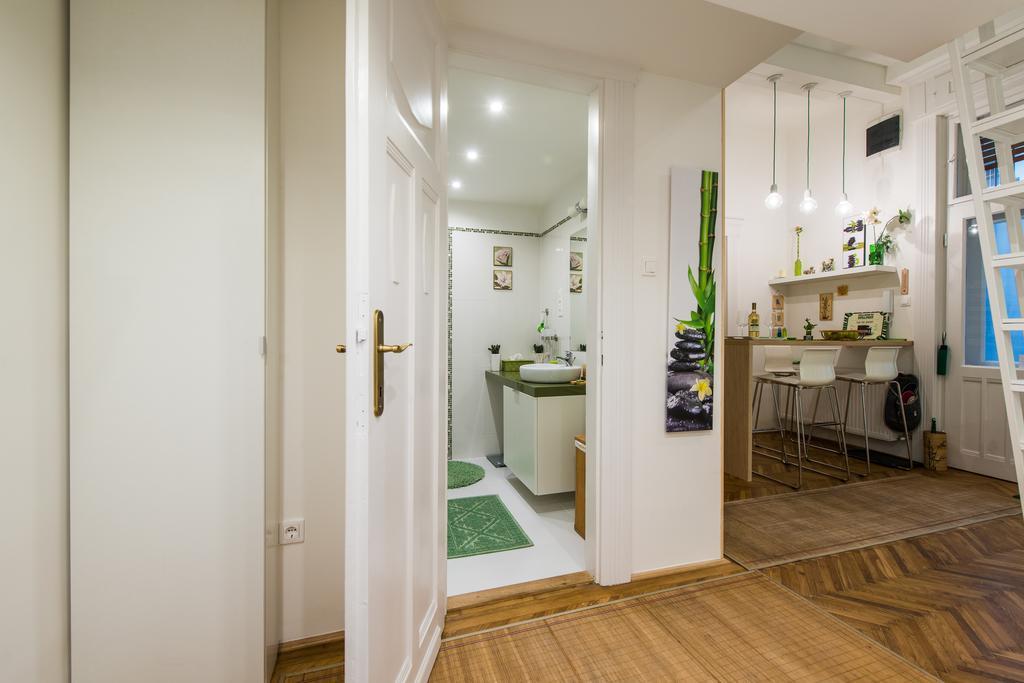 בודפשט Green Pearl Apartment At St Stephen' S Basilica מראה חיצוני תמונה